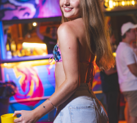 CAZ_4832